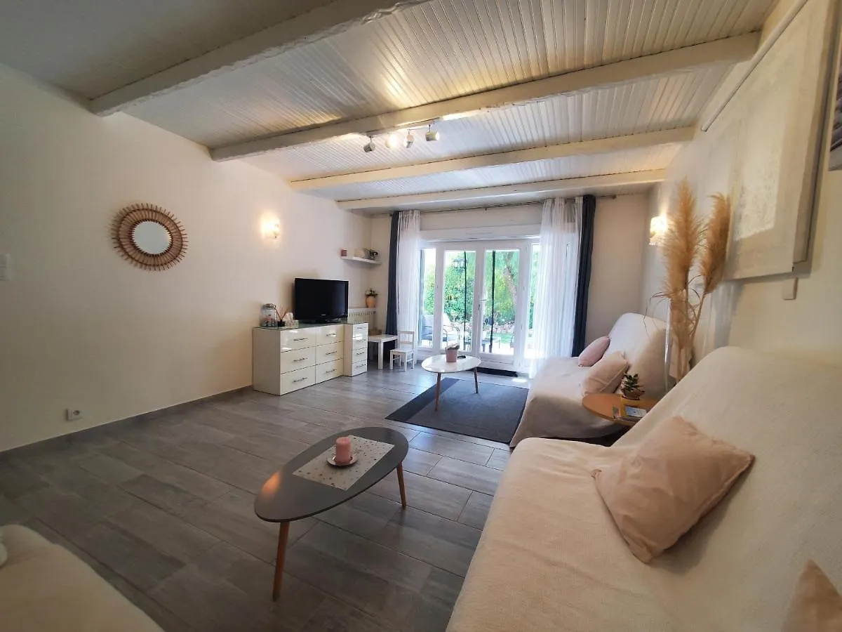 Port Frejus T2 58M2 Climatise Avec Terrasse, Parki Apartment