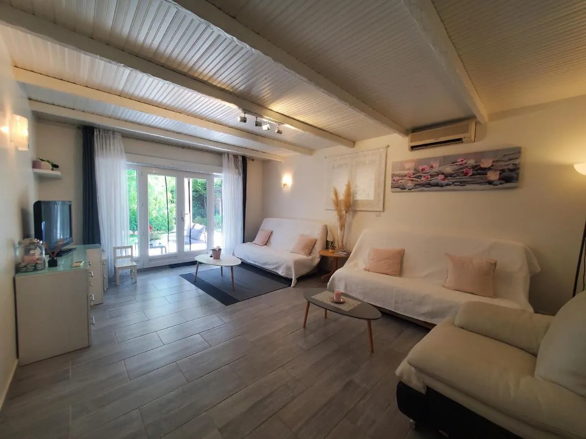 Port Frejus T2 58M2 Climatise Avec Terrasse, Parki Apartment