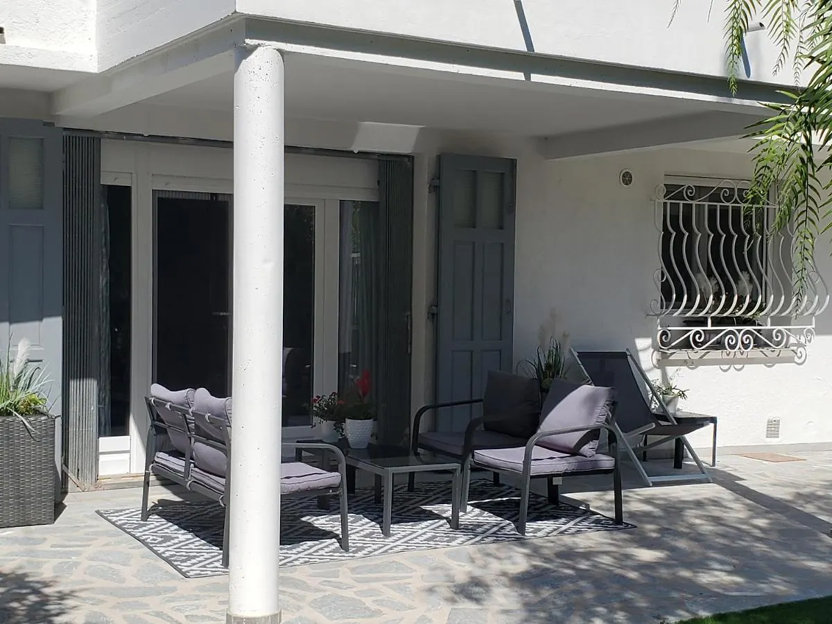 Port Frejus T2 58M2 Climatise Avec Terrasse, Parki Apartment France