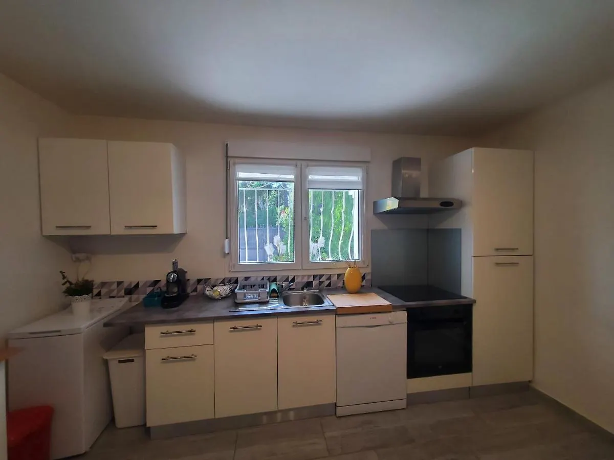 Port Frejus T2 58M2 Climatise Avec Terrasse, Parki Apartment France